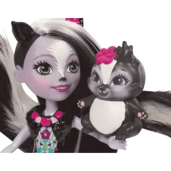 Enchatimals Muñeca Sage Skunk y Mascota Caper