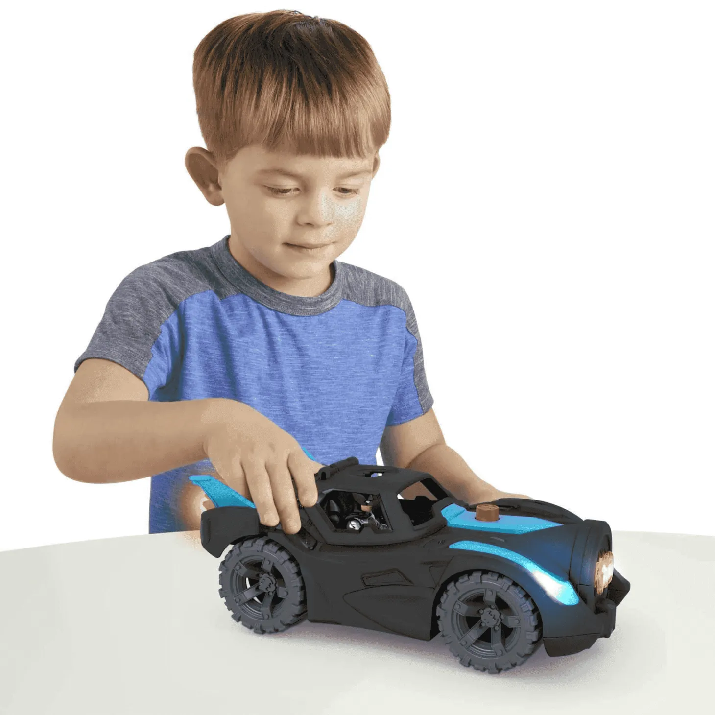Fisher-Price Imaginext DC Super Friends Batmóvil Power Reveal Coche de juguete con luces ultraviolet