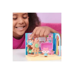 Gabby Dollhouse sala de manualidades
