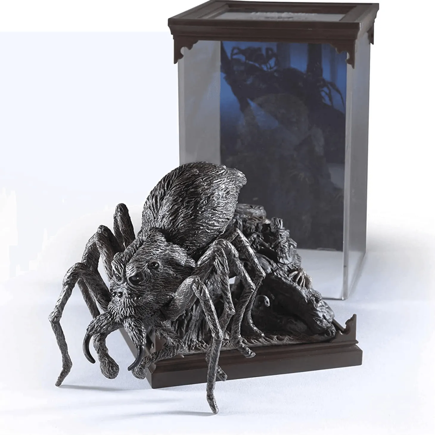 Harry Potter The Noble Collection Criaturas Mágicas Aragog