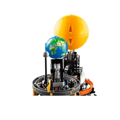 LEGO Technic Planeta Tierra y Luna en Órbita 42179