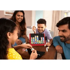 Mattel Games UNO Quatro Juego de mesa cuatro en raya con fichas