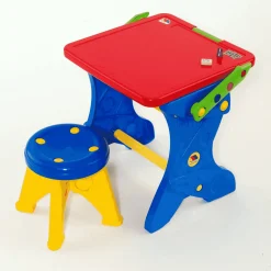 Molto Design Studio Pupitre y Pizarra Rojo