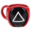 Taza 3D Guardia Triángulo El Juego del Calamar – 500 ml